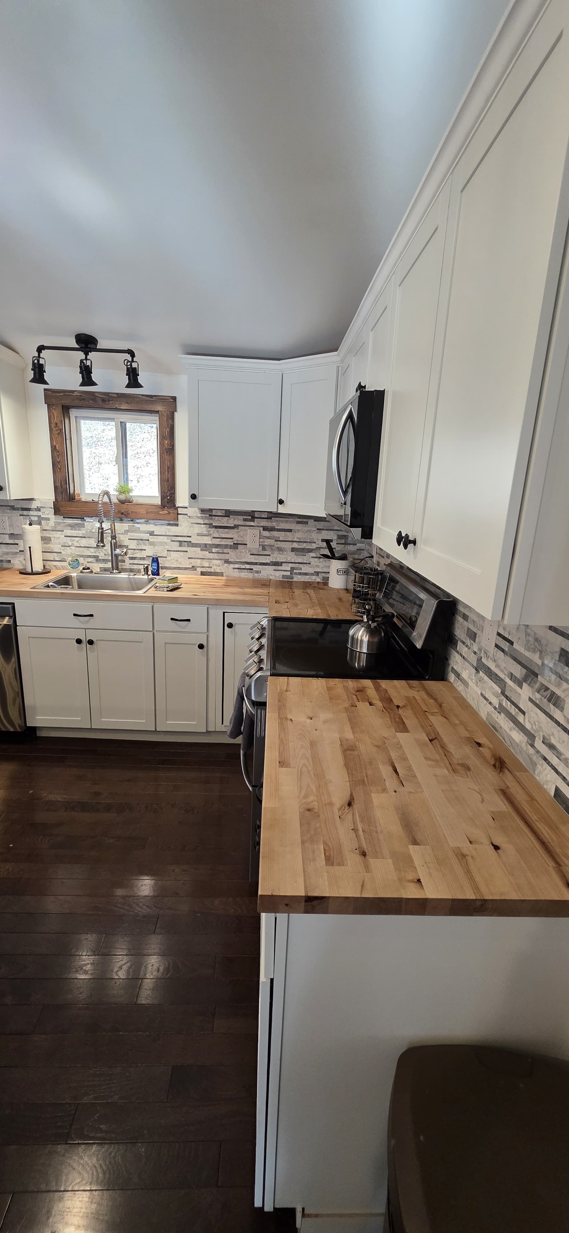 Kitchen After Clean